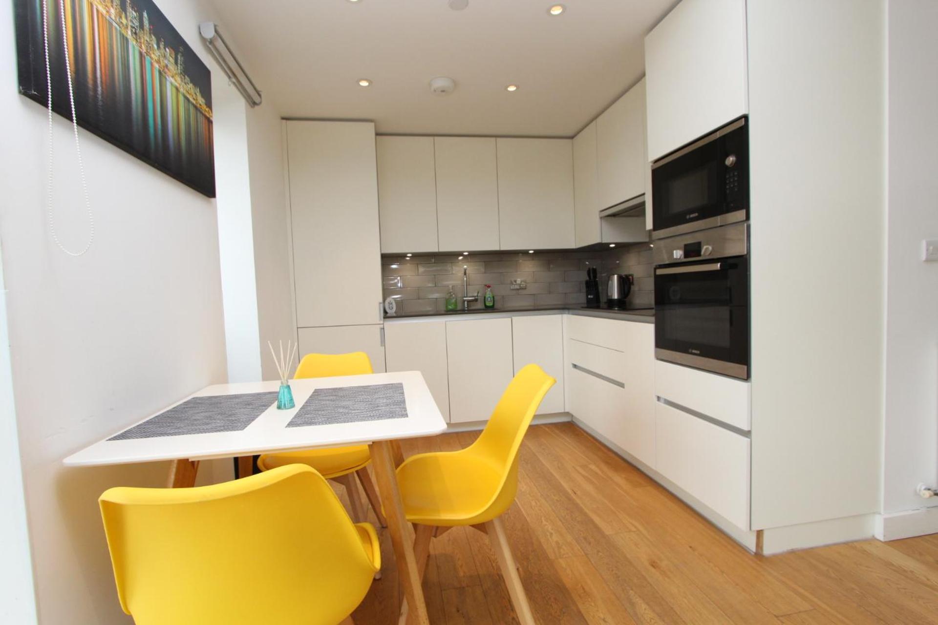Spacious & Modern 1 Bedroom Close To Station In E16 London Luaran gambar